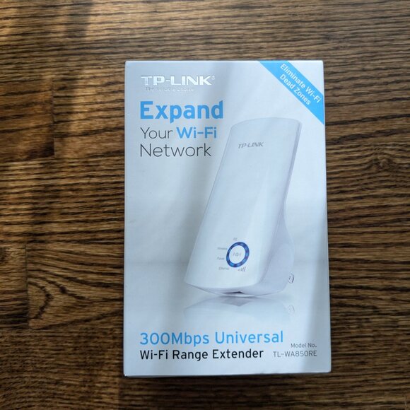 ⭐ TP-Link Wi-Fi Extender 300 mbps (Plug-in) - Picture 6 of 9
